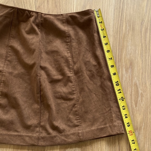 Abercrombie Brown Suede High Rise Miniskirt - Picture 3 of 3